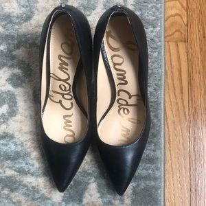 Sam Edelman black pumps